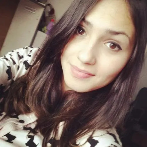 <em><strong>Marisol R.</strong></em>